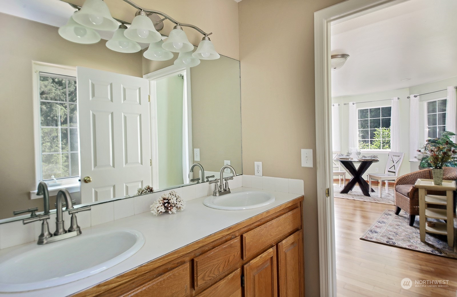 5662 Crawford Road Langley, WA 98260 - Photo 16 of 40 Gallery Image 16
