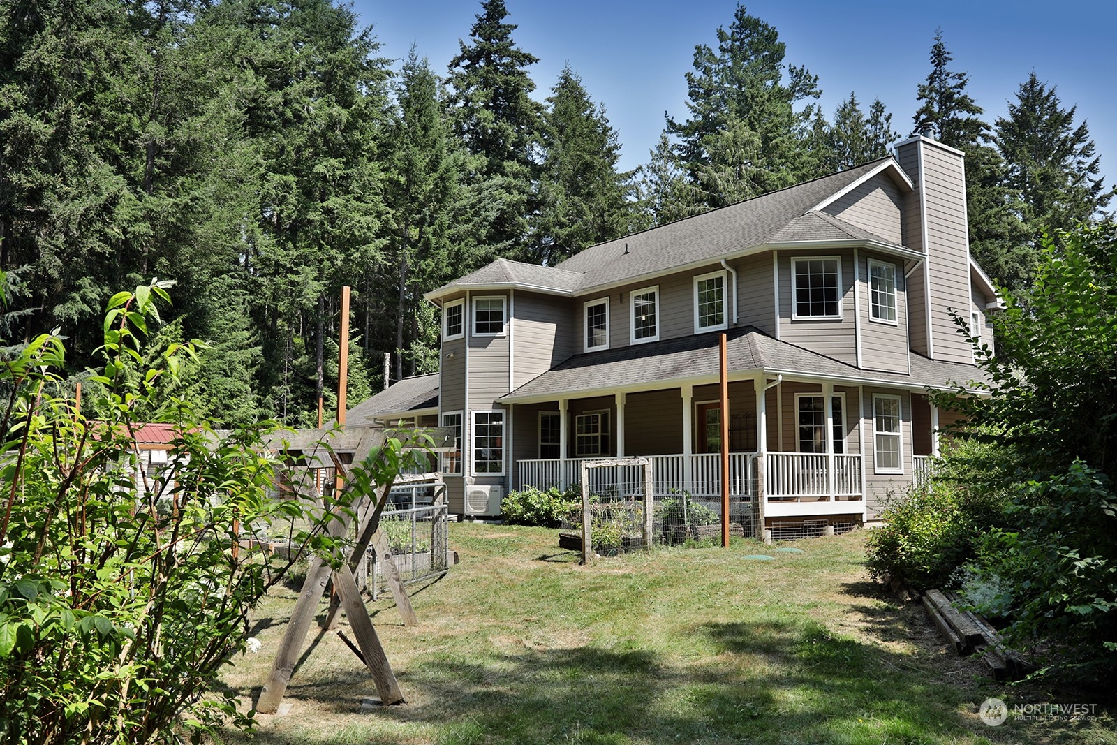 5662 Crawford Road Langley, WA 98260 - Photo 2 of 40 Gallery Image 2
