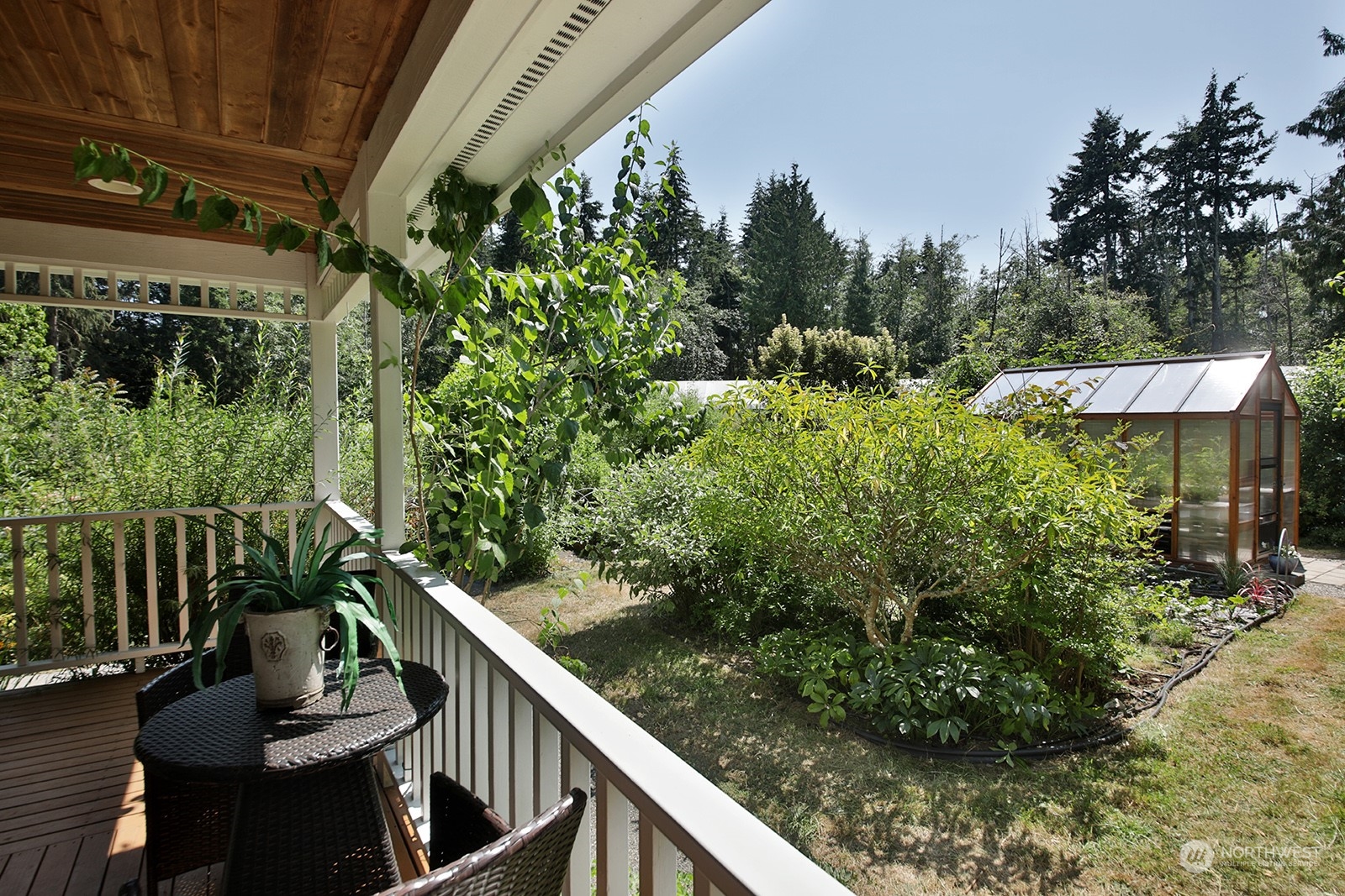 5662 Crawford Road Langley, WA 98260 - Photo 6 of 40 Gallery Image 6