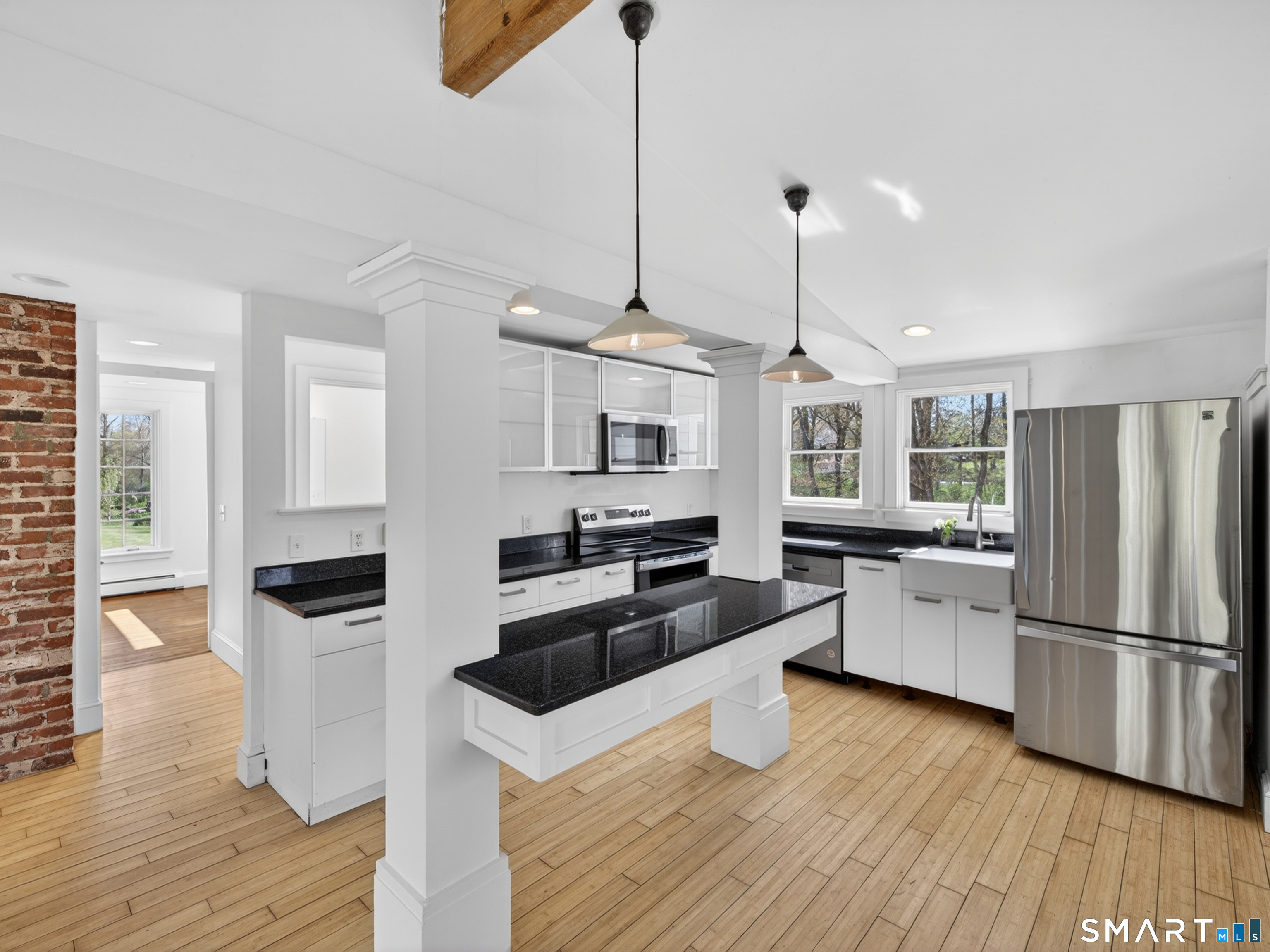 363 Farmholme Road Stonington, CT 06378 - Photo 11 of 39