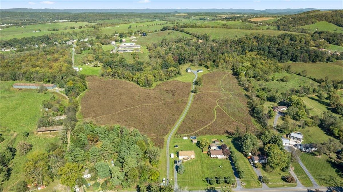 15531 Evergreen Valley Road Timberville, VA 22853 - Photo 26 of 34 a aerial view of a residential houses