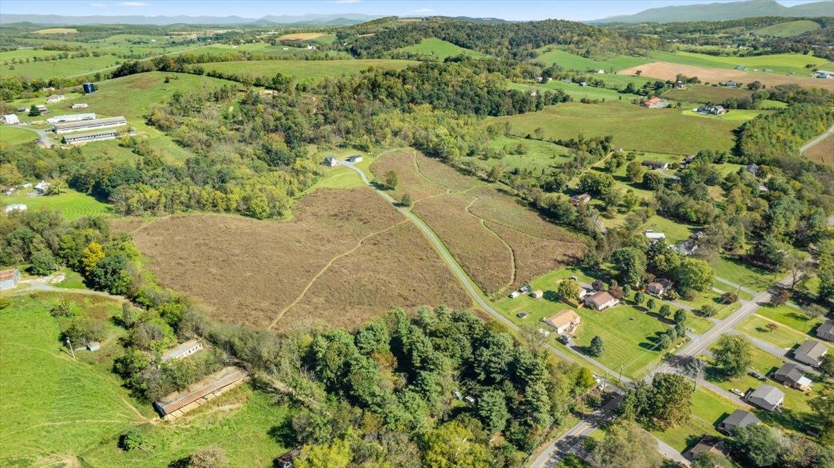 15531 Evergreen Valley Road Timberville, VA 22853 - Photo 3 of 34 a view of mountains and mountain