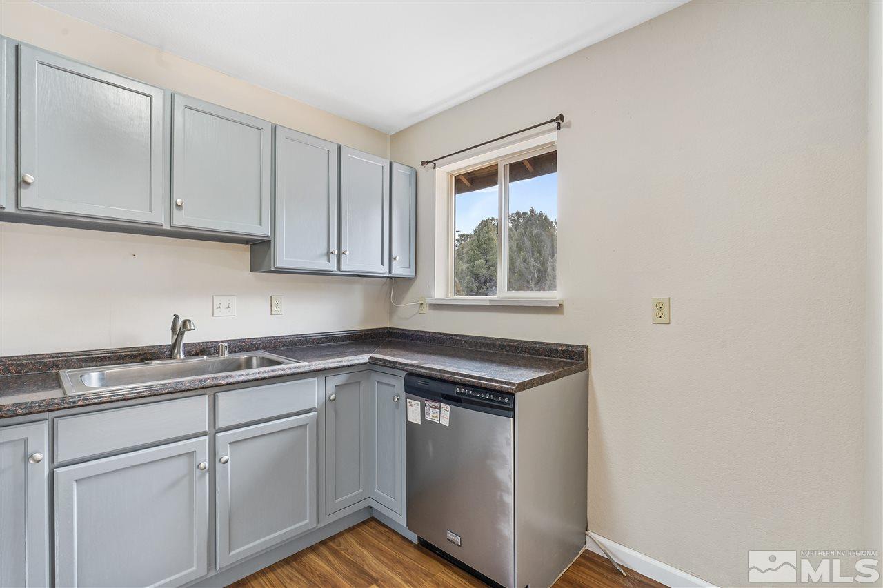 2499 Cartwright Road Reno, NV 89521 - Photo 6 of 30 Photo 6