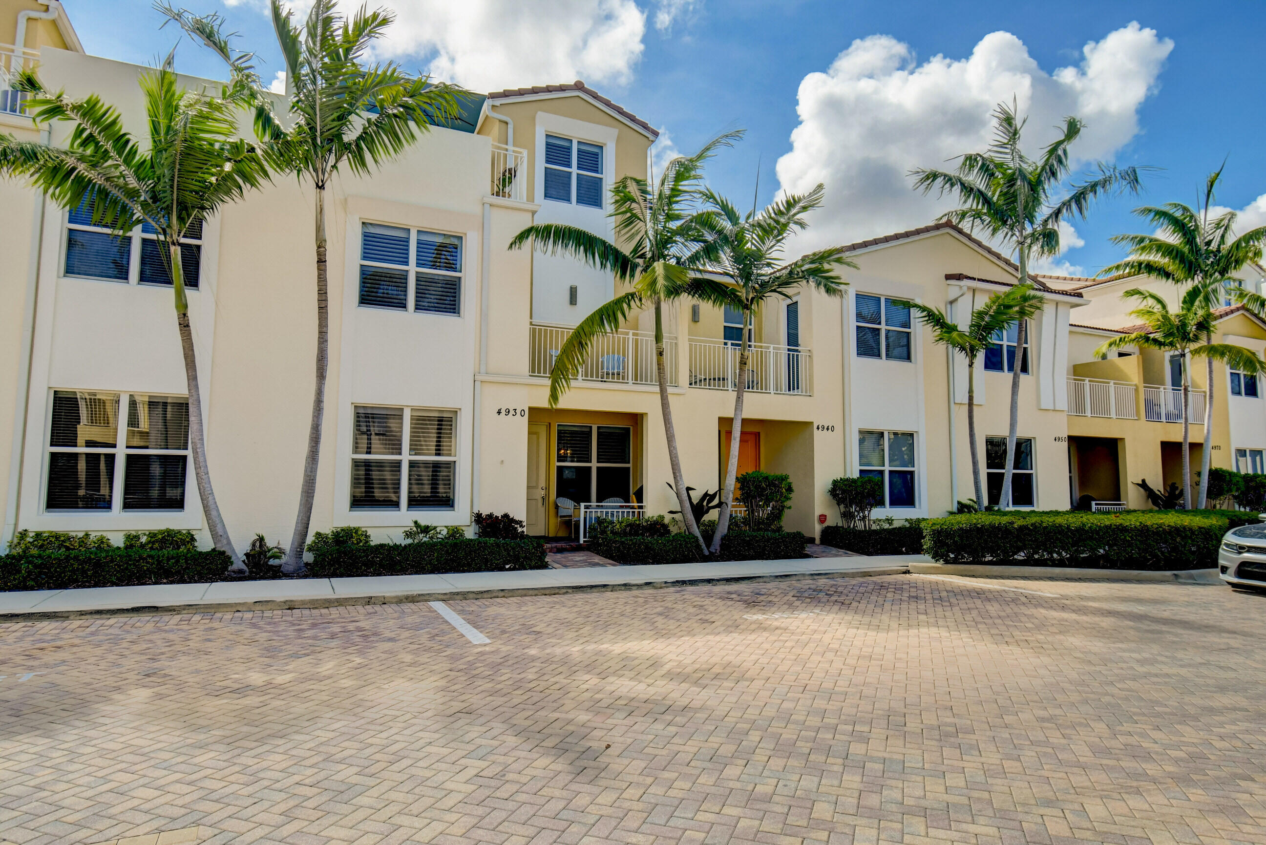 4930 Northwest 15th Avenue Boca Raton, FL 33431 - Photo 38 of 50 PRETTY TOWNHOME BLOCK