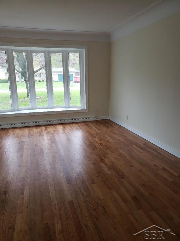 4688 Locust Road Saginaw, MI 48604 - Photo 3 of 14 50011353-2.JPG