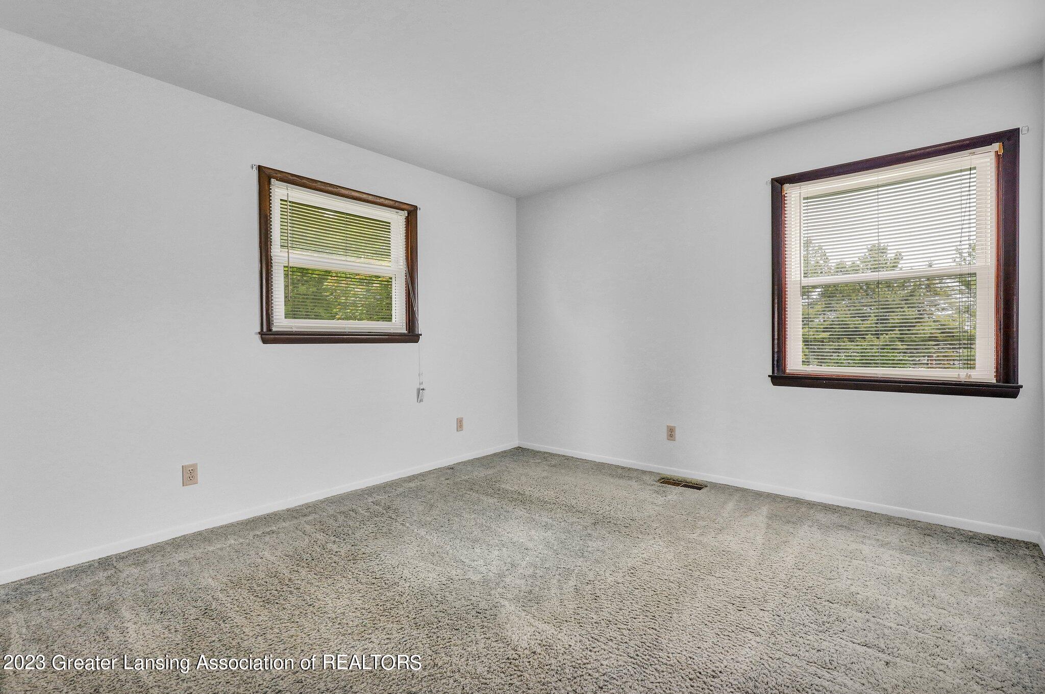 1651 West Alward Road Dewitt, MI 48820 - Photo 20 of 34 24-web-or-mls-Open Ended Media-24