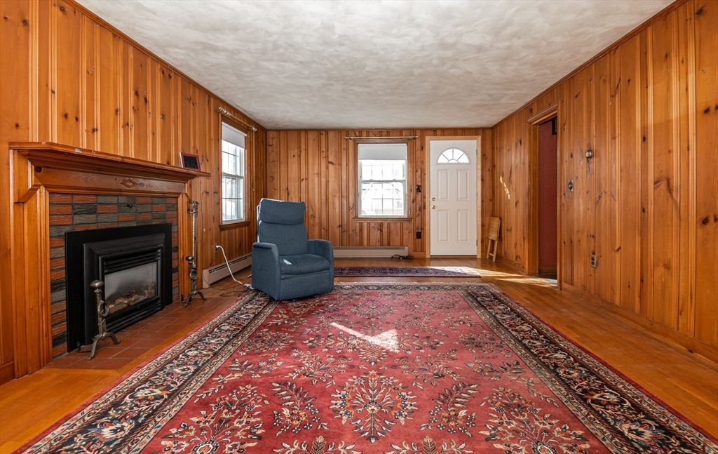 16 Jewett Road Beverly, MA 01915 - Photo 13 of 36