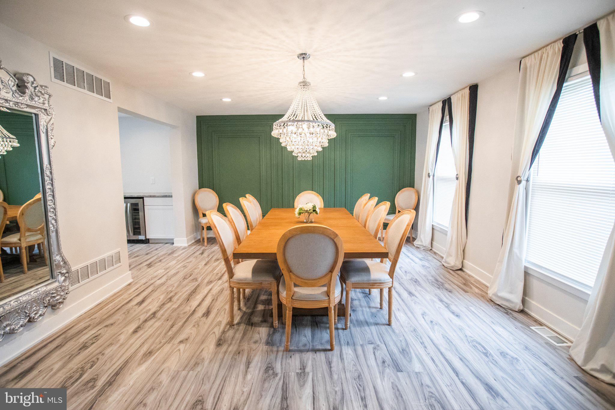 80 Cranford Road Blackwood, NJ 08012 - Photo 13 of 53 Elegant dining space with modern flair.
