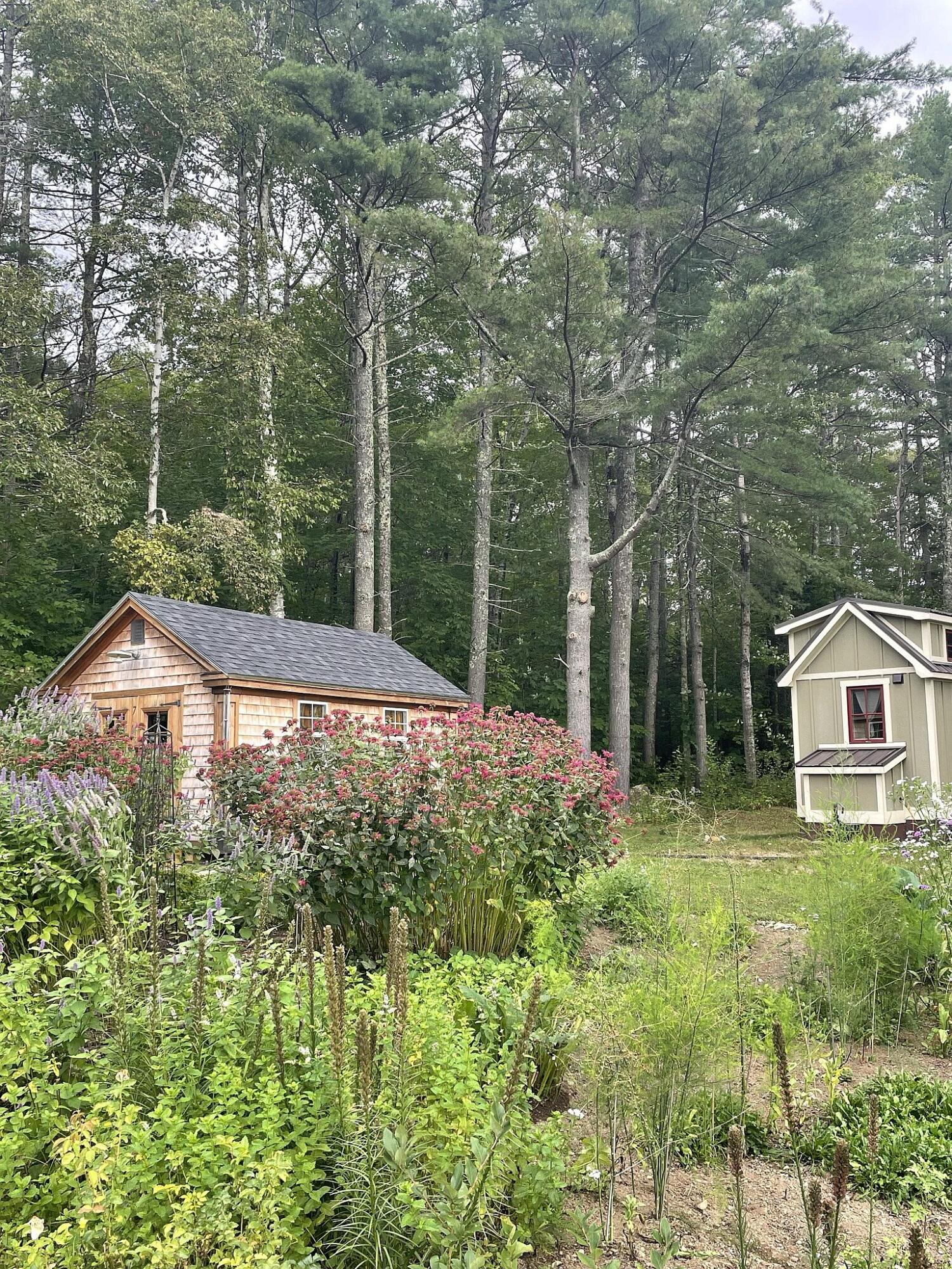 7 Back Searsport Road Belfast, ME 04915 - Photo 17 of 24 cabin