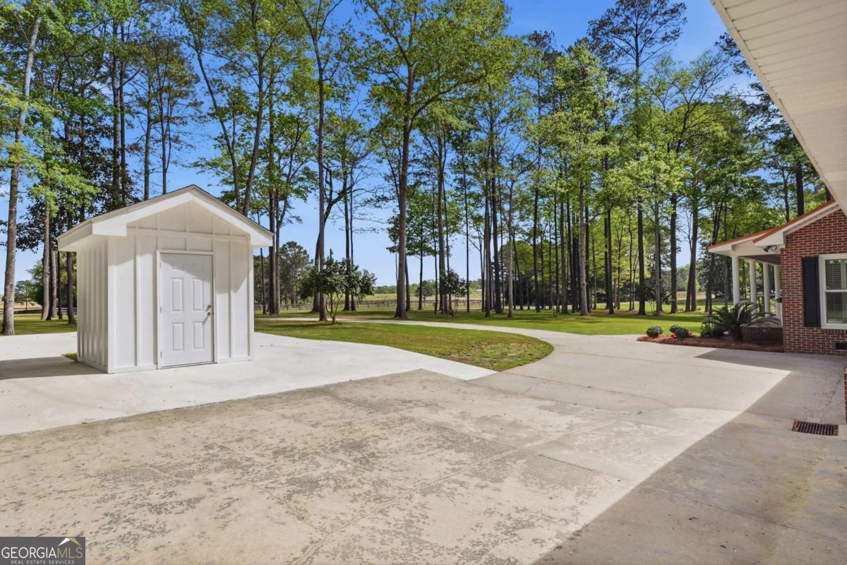 1044 Lewis Mill Lake Road Vienna, GA 31092 - Photo 9 of 67