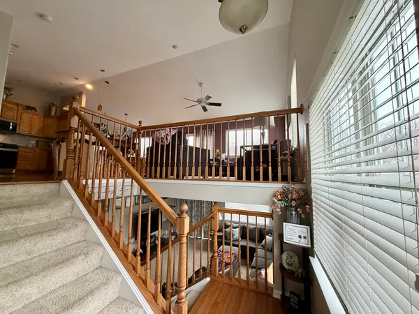 $470,000 | 2939 Saganashkee Lane, Naperville, IL 60564