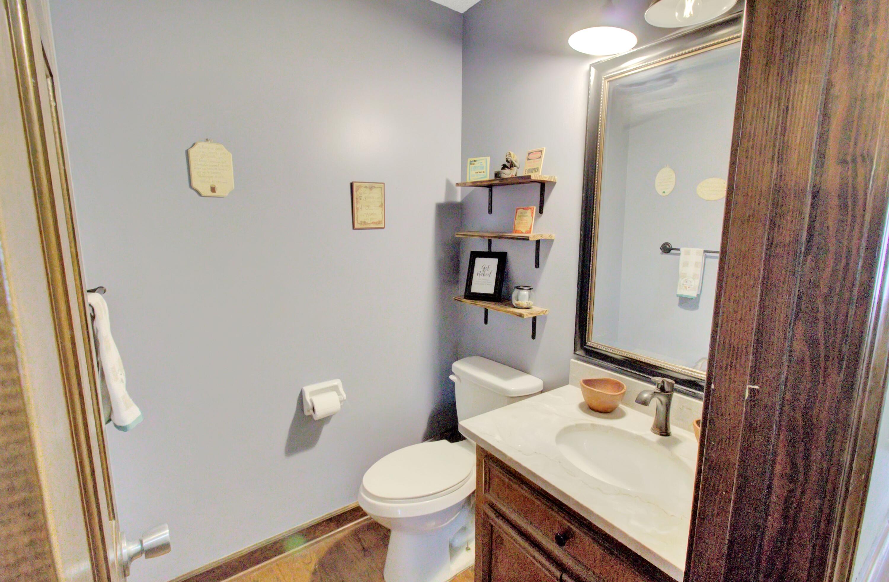 1605 Bacons Bridge Road Summerville, SC 29485 - Photo 9 of 27 2