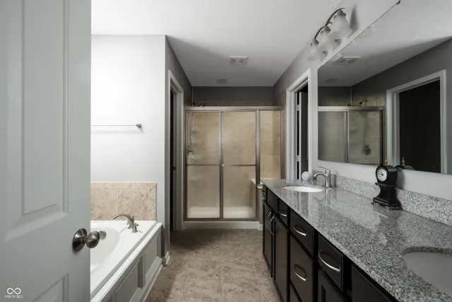 $695,000 | 14116 Knightstown Way, Carmel, IN 46033