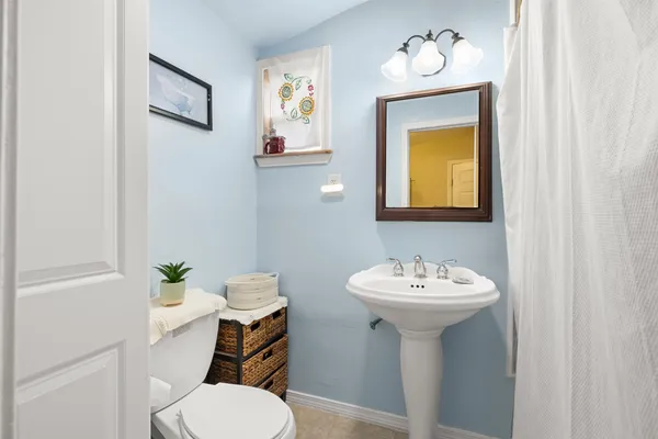 $300,000 | 767 Farm To Market Road 2429, Bellville, TX 77418