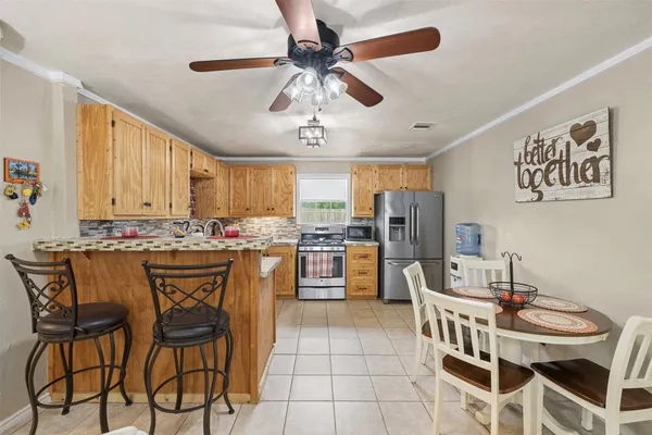 $300,000 | 767 Farm To Market Road 2429, Bellville, TX 77418