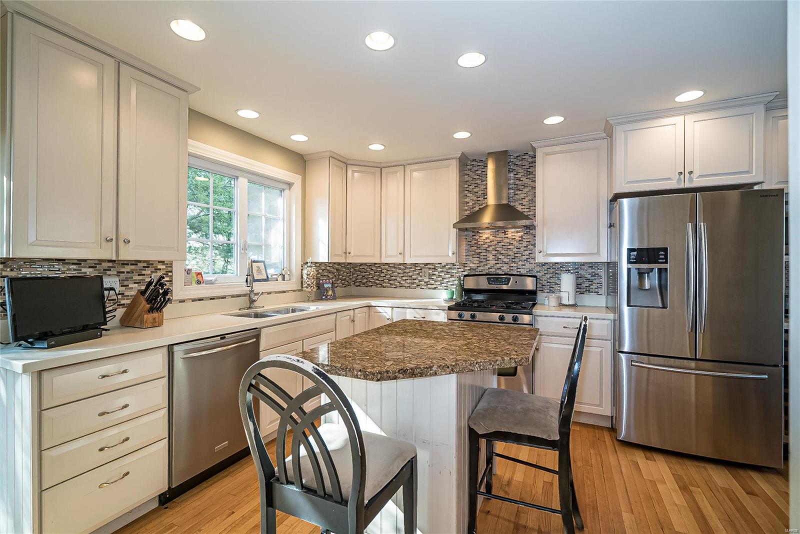 14808 Pleasant Ridge Court Chesterfield, MO 63017 - Photo 17 of 39 Gallery Image 17