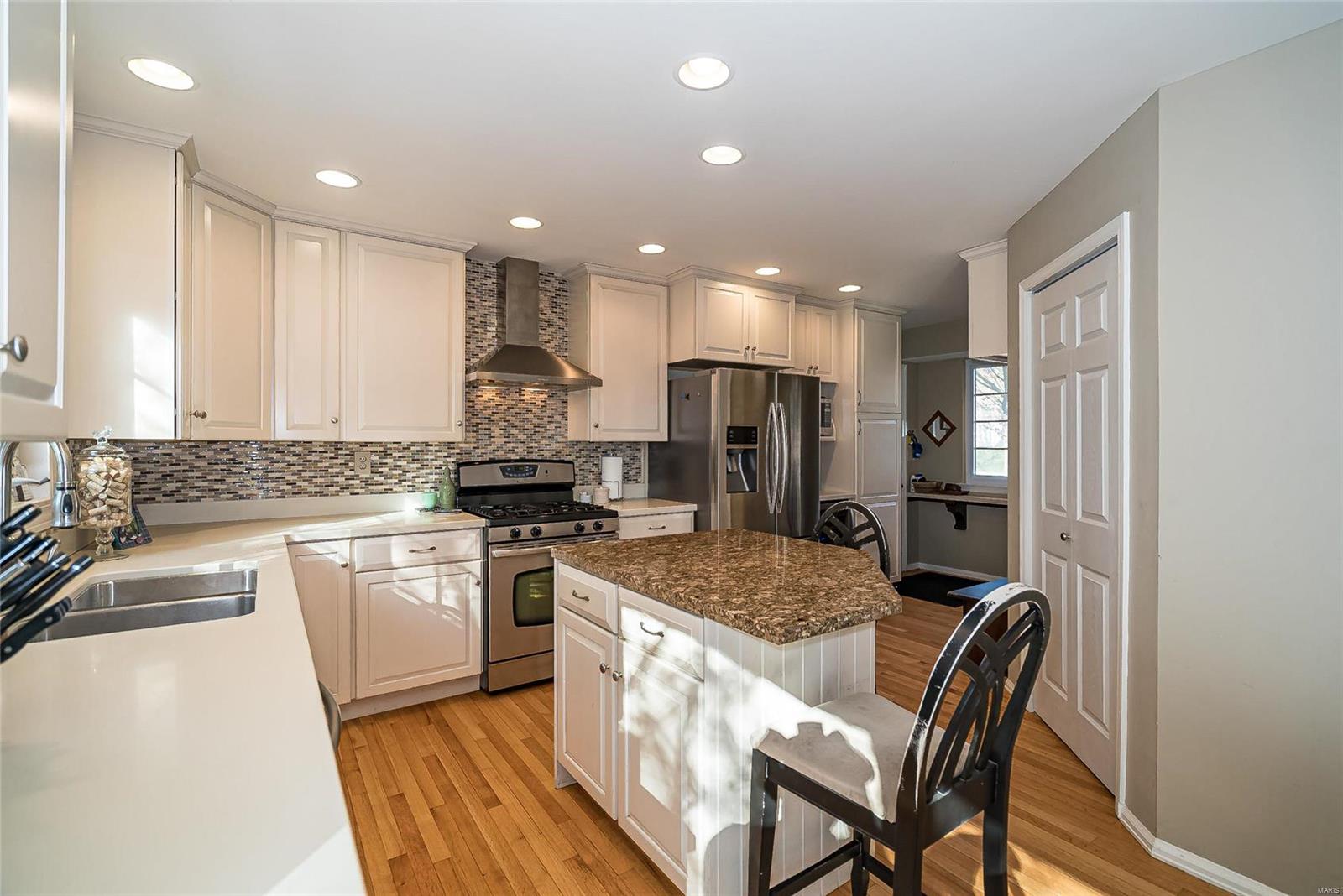 14808 Pleasant Ridge Court Chesterfield, MO 63017 - Photo 18 of 39 Gallery Image 18