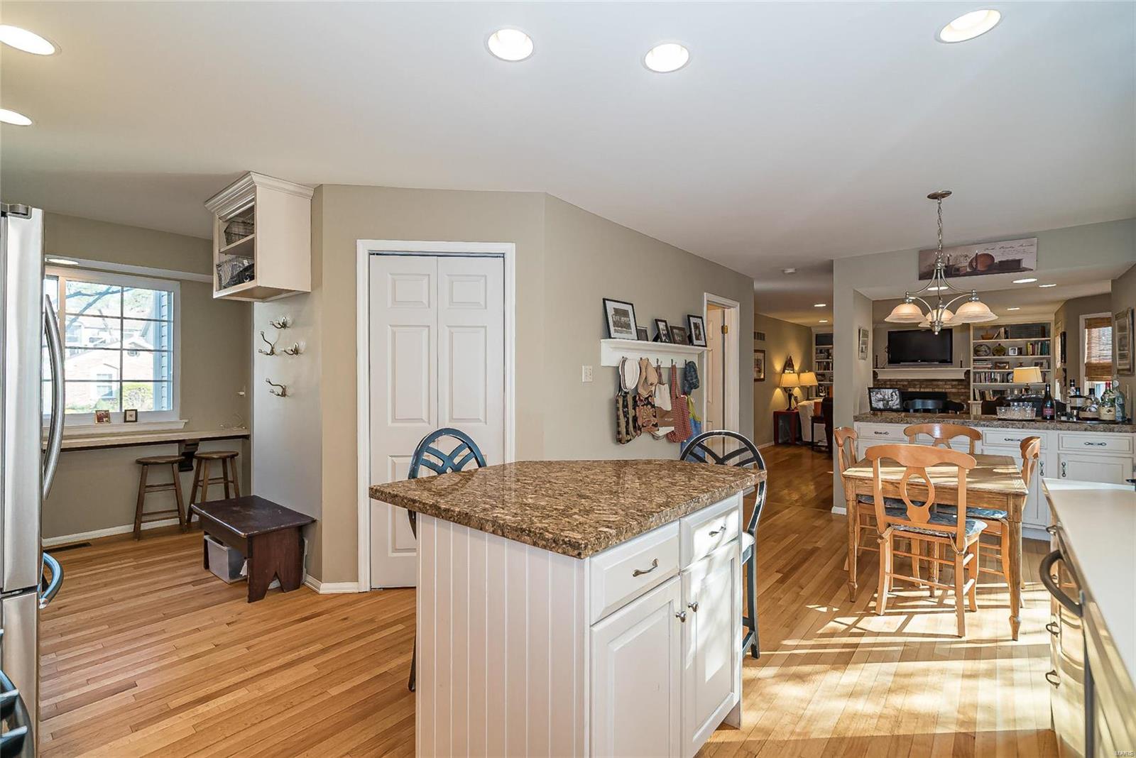 14808 Pleasant Ridge Court Chesterfield, MO 63017 - Photo 19 of 39 Gallery Image 19