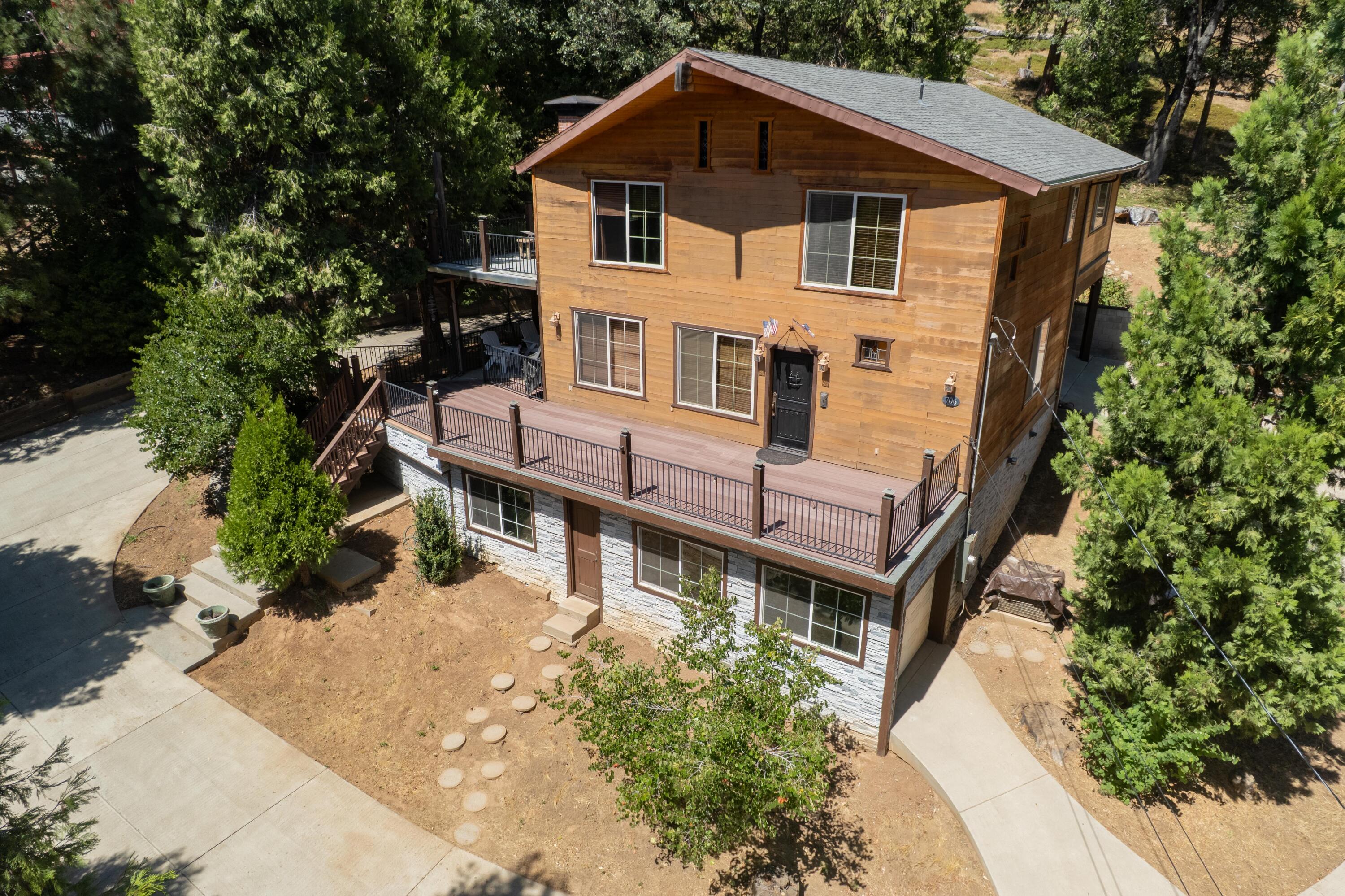 706 Loop Drive Springville, CA 93265 - Photo 2 of 67 73 (1)