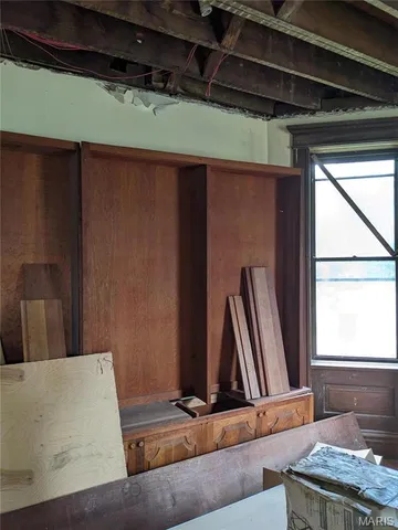 $169,900 | 2801 Itaska Street, St. Louis, MO 63111