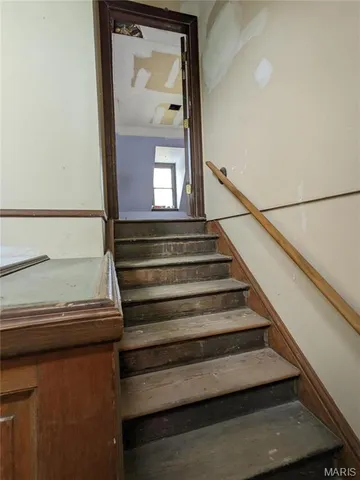 $169,900 | 2801 Itaska Street, St. Louis, MO 63111