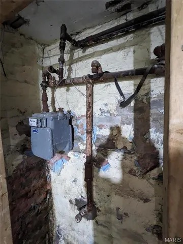 $169,900 | 2801 Itaska Street, St. Louis, MO 63111