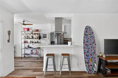 $595,000 | 8710 Delgany Avenue, Unit 8, Playa del Rey, CA 90293