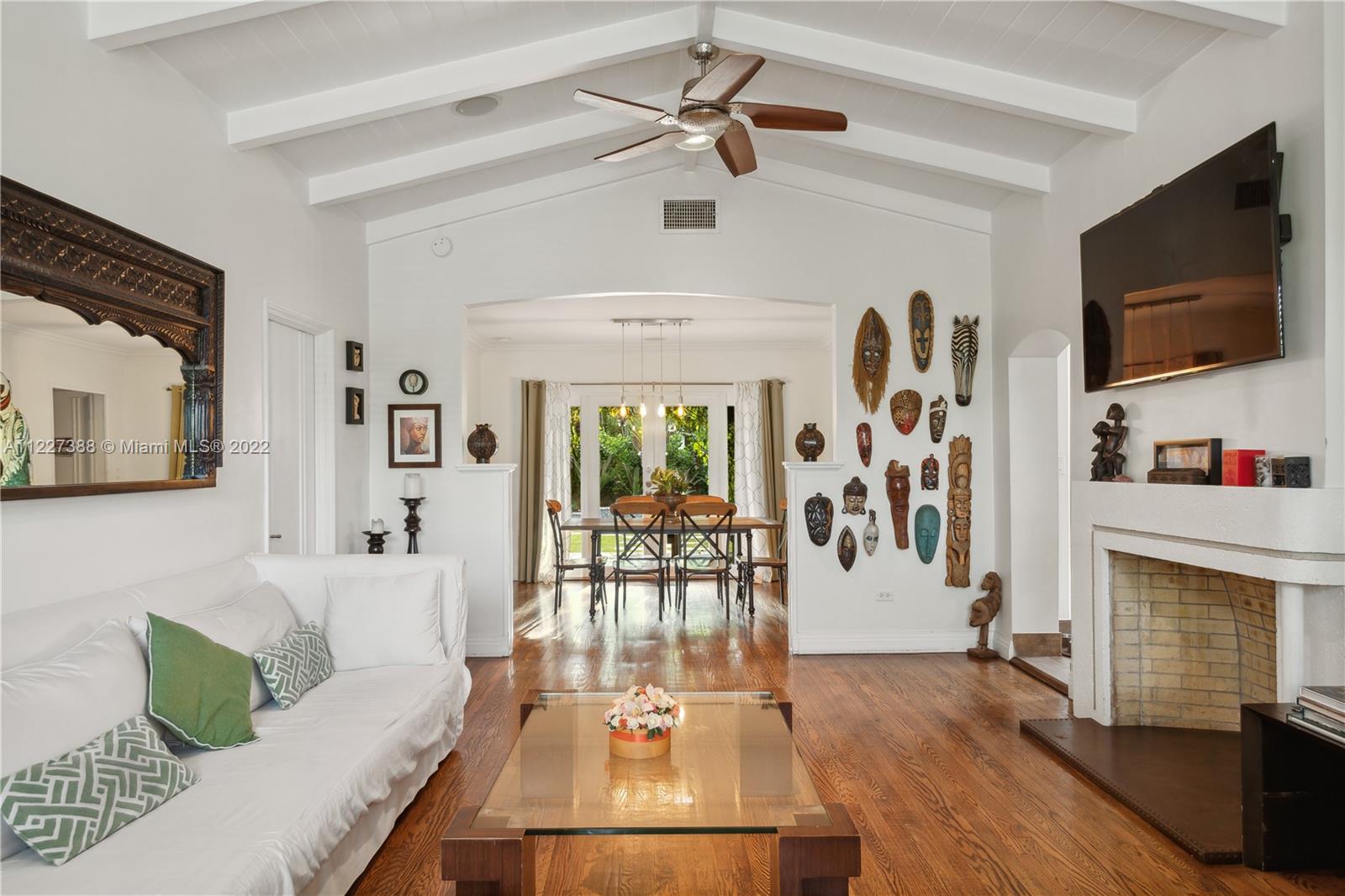 4568 Post Avenue Miami Beach, FL 33140 - Photo 11 of 23