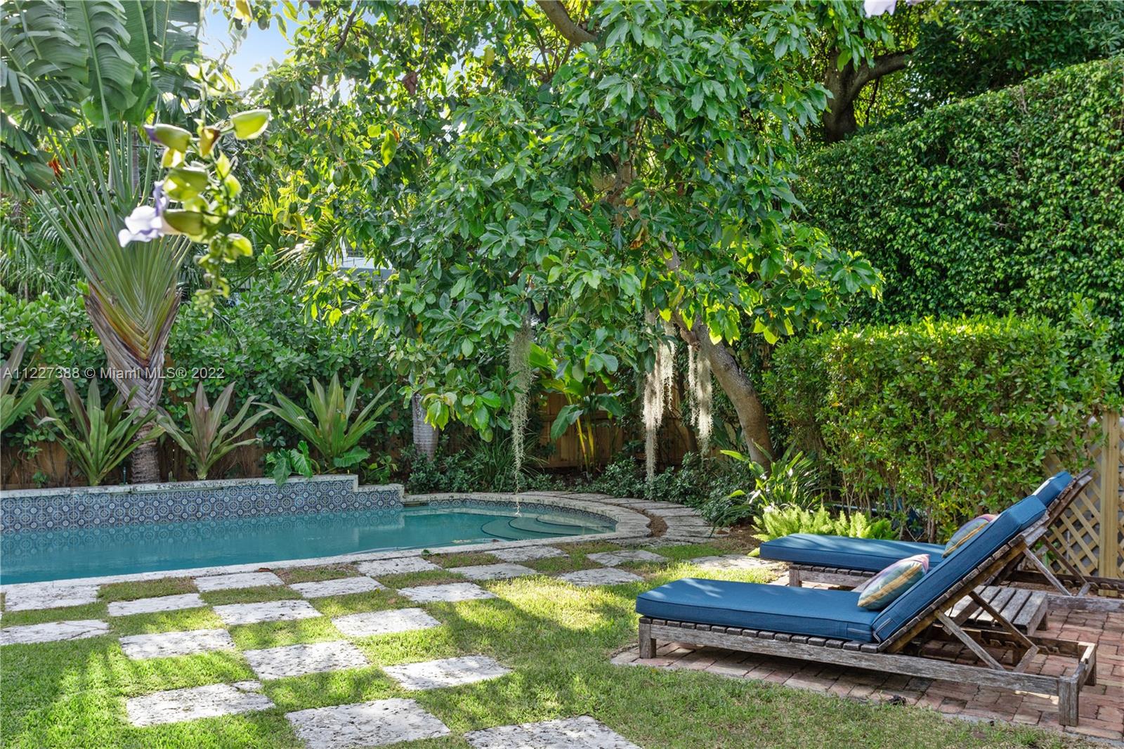 4568 Post Avenue Miami Beach, FL 33140 - Photo 22 of 23