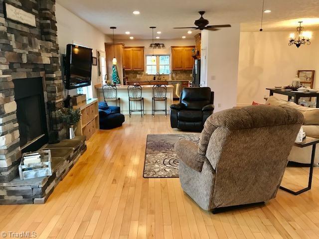 139 Jim McKinney Road Pinnacle, NC 27043 - Photo 11 of 26
