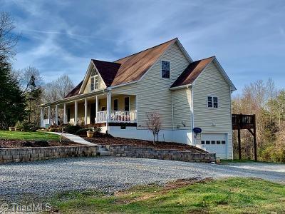 139 Jim McKinney Road Pinnacle, NC 27043 - Photo 6 of 26