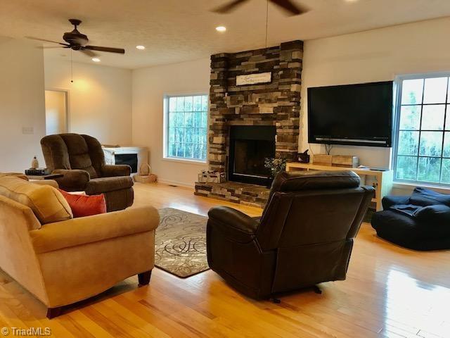 139 Jim McKinney Road Pinnacle, NC 27043 - Photo 8 of 26