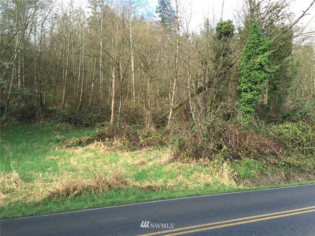 8420 Lowell Larimer Road Everett, WA 98208 - Photo 2 of 3 Gallery Image 2