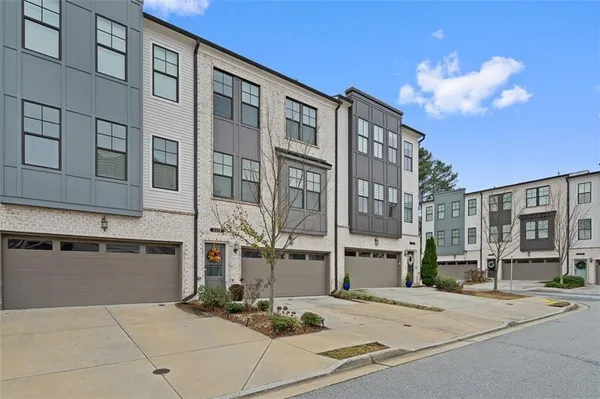 $500,000 | 6176 Eves Way, Norcross, GA 30071