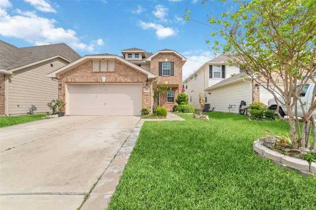 $2,400 | 13842 Evansdale Lane, Houston, TX 77083