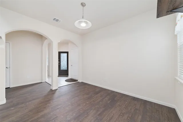 $2,400 | 13842 Evansdale Lane, Houston, TX 77083