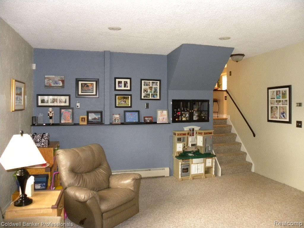 24660 Taft Road Novi, MI 48375 - Photo 7 of 17 TAFT 24660 2.jpg