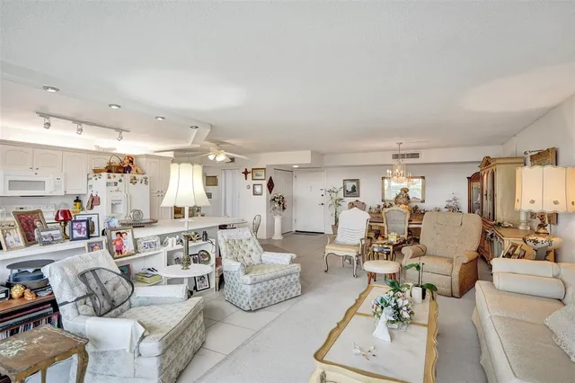 $365,000 | 2500 Northeast 48th Lane, Unit 603, Fort Lauderdale, FL 33308