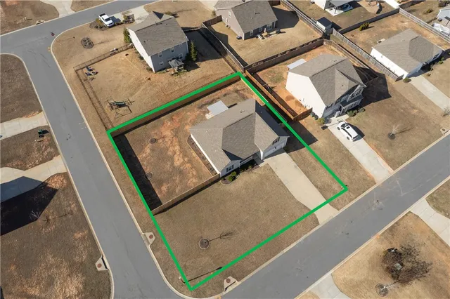 $325,000 | 198 Sunny Point Loop, Central, SC 29630