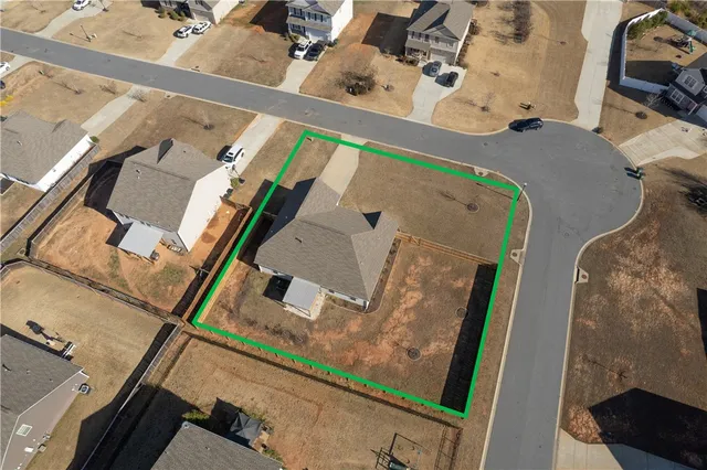 $325,000 | 198 Sunny Point Loop, Central, SC 29630