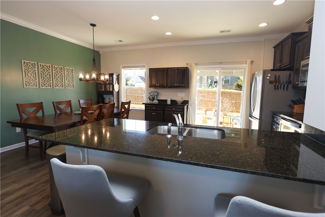 198 Sunny Point Loop Central, SC 29630 - Photo 5 of 39