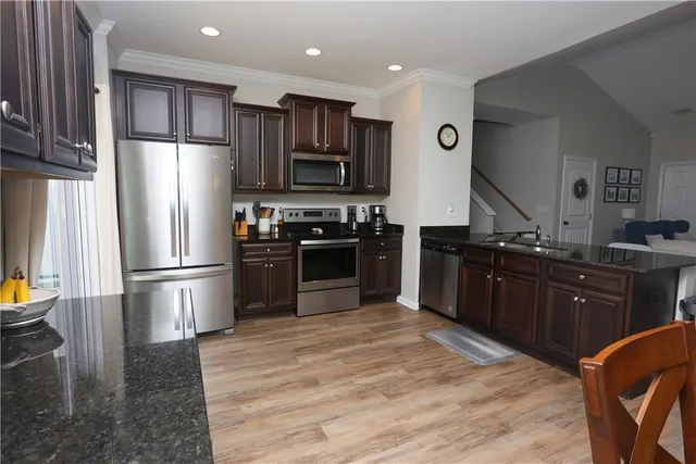 $325,000 | 198 Sunny Point Loop, Central, SC 29630