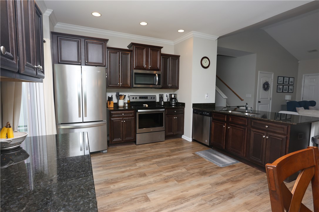 198 Sunny Point Loop Central, SC 29630 - Photo 9 of 39