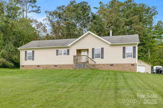 $449,900 | 70 Old Bee Tree Road, Swannanoa, NC 28778
