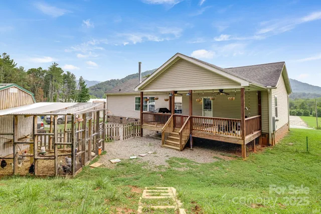 $439,000 | 70 Old Bee Tree Road, Swannanoa, NC 28778