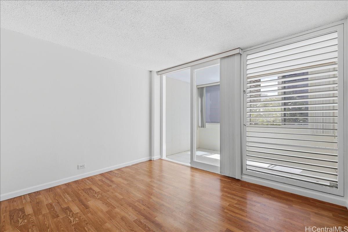 425 Ena Road, Unit 207B Honolulu, HI 96815 - Photo 12 of 25