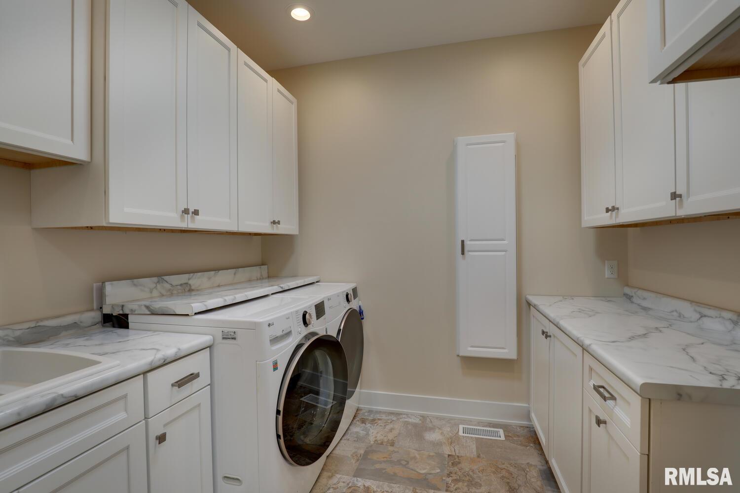 100 South Quail Walk Road Macomb, IL 61455 - Photo 26 of 59