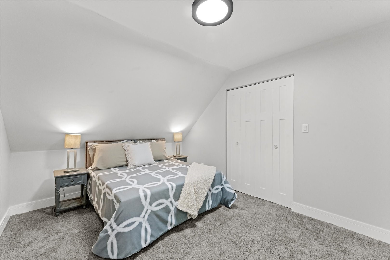 4653 North Springfield Avenue Chicago, IL 60625 - Photo 12 of 30 Gallery Image 12