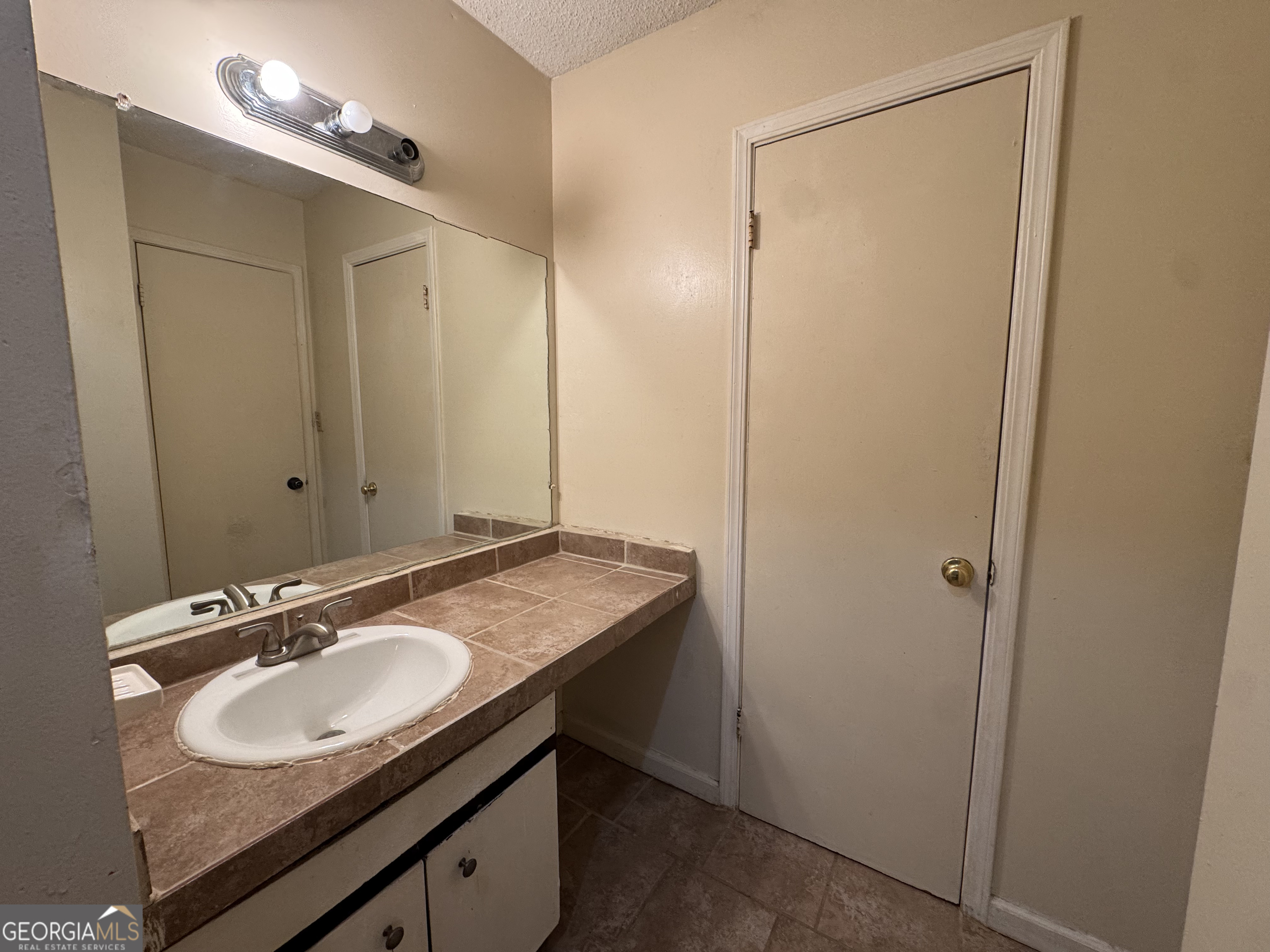 5140 High Point, Unit 21 Union City, GA 30291 - Photo 10 of 14