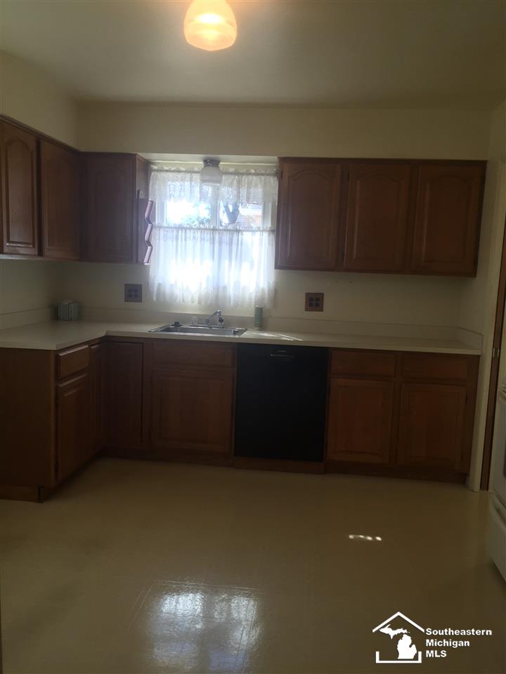 7063 North Gulley Road Dearborn Heights, MI 48127 - Photo 17 of 24